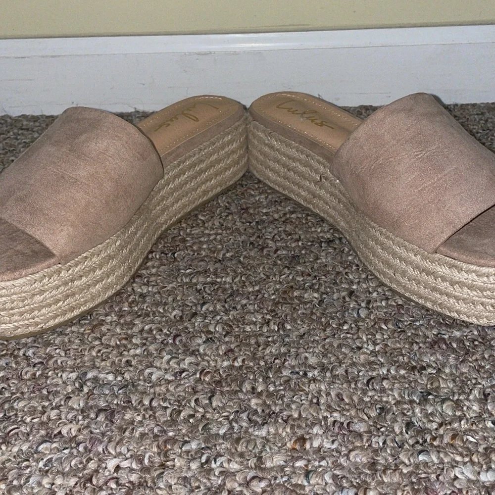Womens Like New Lulus O'Ahu 2 Mauve Suede Espadrille Platforms